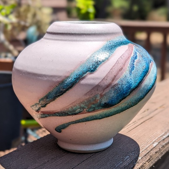 Charles Focht Tucson Southwest Pink/Blue Studio Art Pottery Gourd Vase Unsigned - Picture 4 of 11